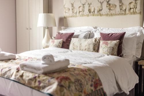 Plum and Partridge Husthwaite Image 3