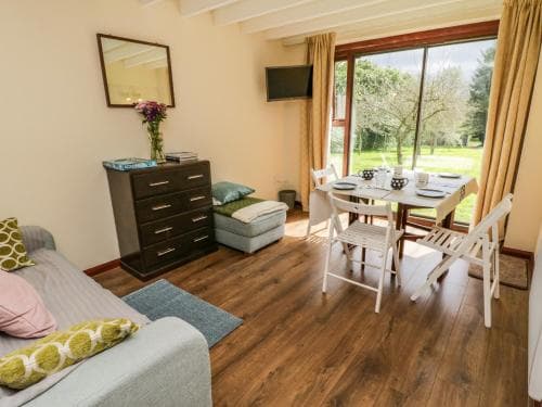 Parsonage Cottage Image 3