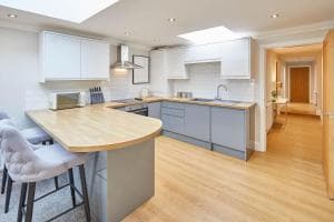 Host & Stay - The Milton Image 2