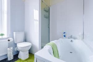 Woodside House by Lavender Stays Image 2