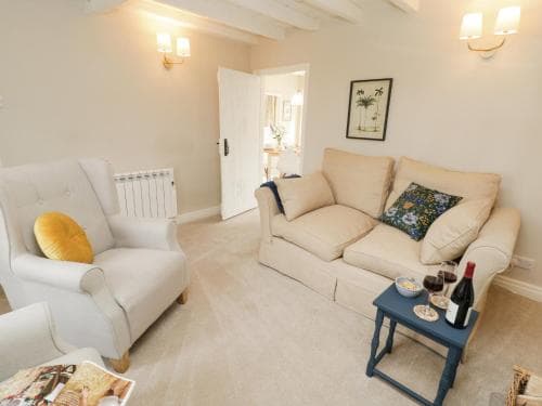 Lily Cottage Image 2