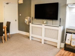 St Hilda's Corner House Image 2