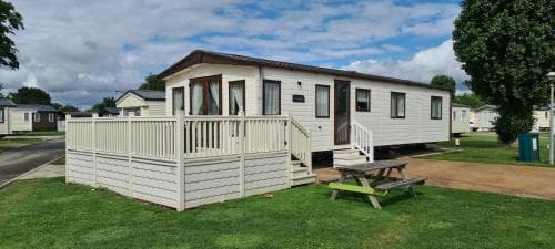 KMH Caravans at Flamingo Land Image 3