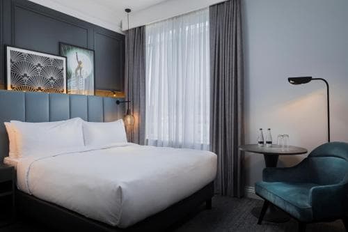 The Queens Hotel, Leeds Image 1