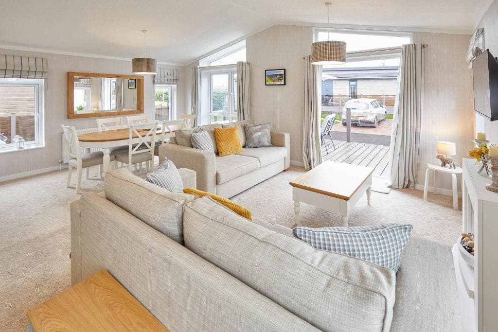 Host & Stay - The Moorings Image 9