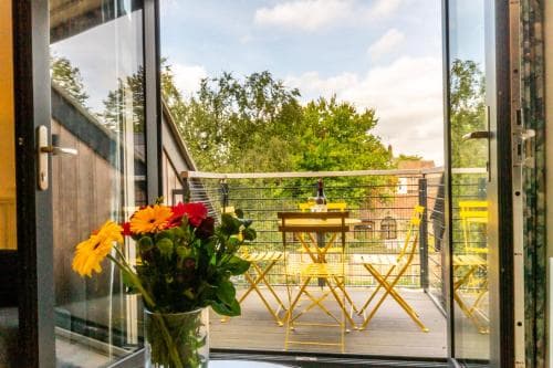 18 St Johns Mews Image 3