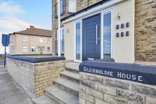 Host & Stay - Glenholme House Image 3