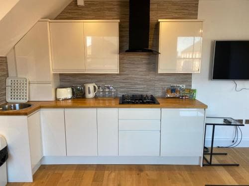 Best Priced Apartment In Hull 3 Image 5