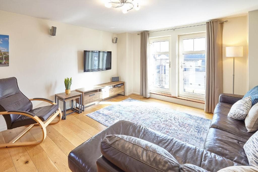 Host & Stay - The Eskape Image 6