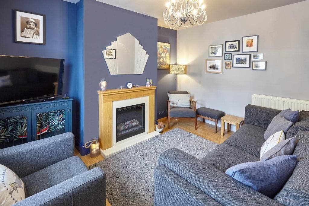 Host & Stay - May House Image 1