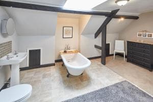 Host & Stay - Princess Place Studio Image 5