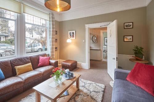 Acorn Lodge Harrogate Image 2