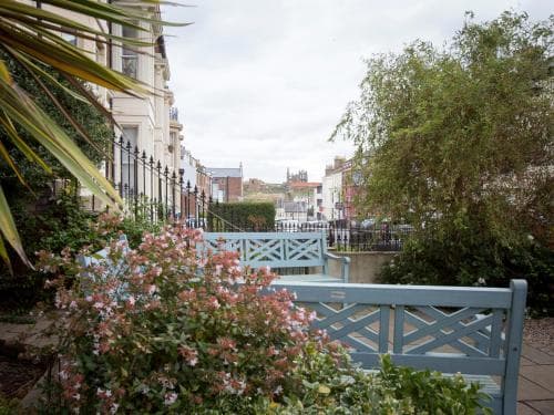 6 Abbey Terrace Image 3