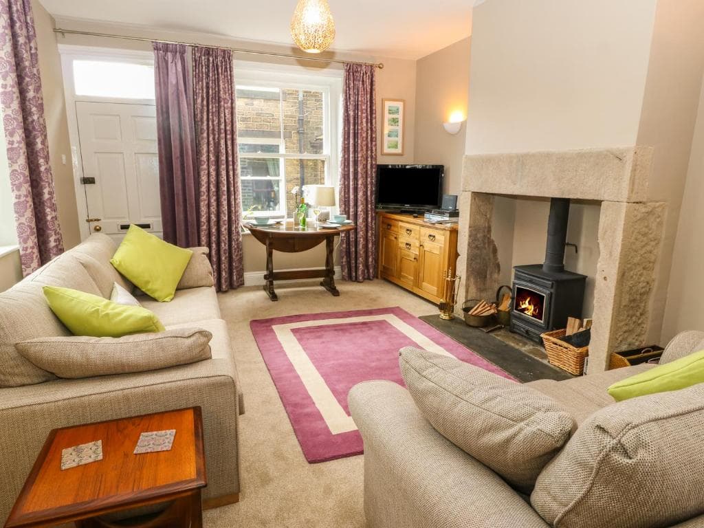 Cobble Cottage, Hebden Bridge Image 1