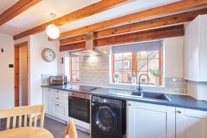 Host & Stay - Oldcorn Cottage Image 2