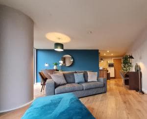 Luxury City Centre 2 bedroom apartment Image 3