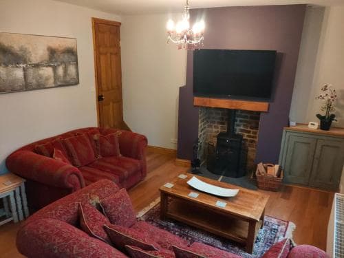 Sandy Cottage Image 3