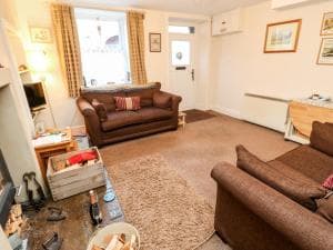 Myrtle Cottage, Leyburn Image 4