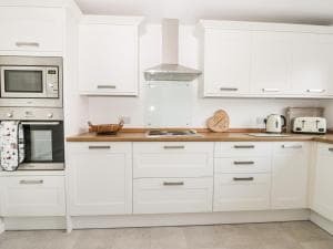 Seaside House Image 3