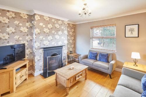 Host & Stay - Holmedene Image 2