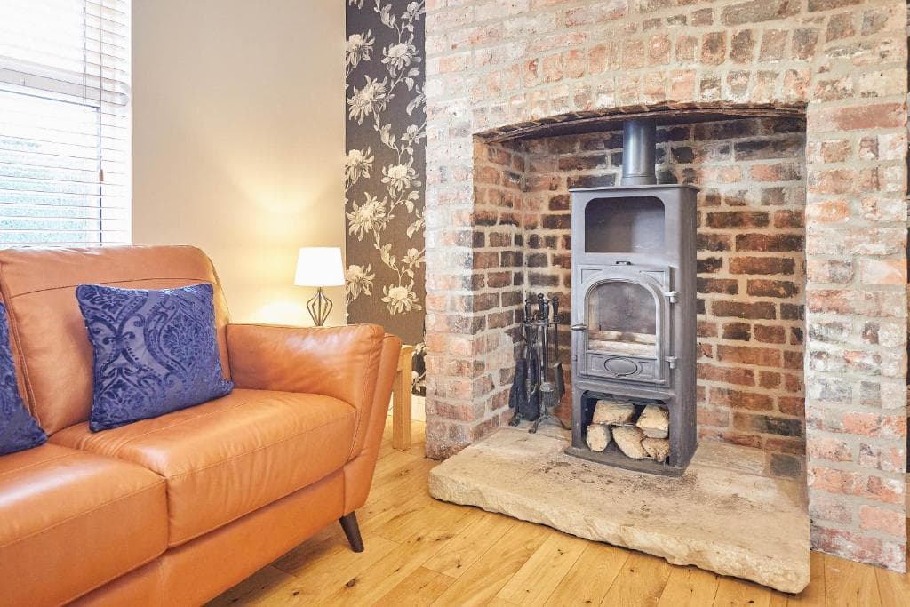 Host & Stay - Holmedene Image 3