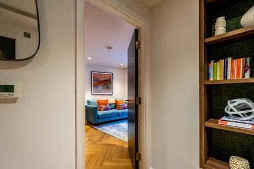 Twenty Seven HQ Image 2