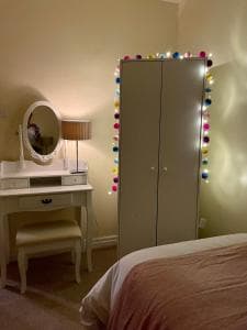 Bronte Bungalow - Opposite a Country Pub Image 2