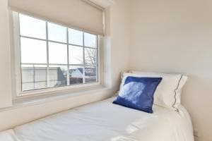 Cosy, Exclusive, Sheffield House near Peak District Image 1