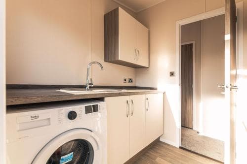 Audley Lodge with Hot Tub Image 3