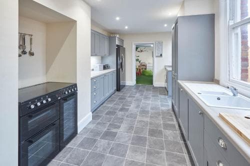 Host & Stay - Royal Sands Image 5