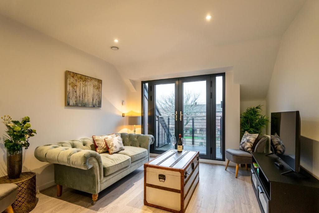 28 St John's Mews Image 3