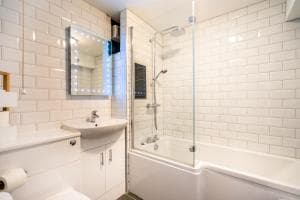 36 County House Image 2