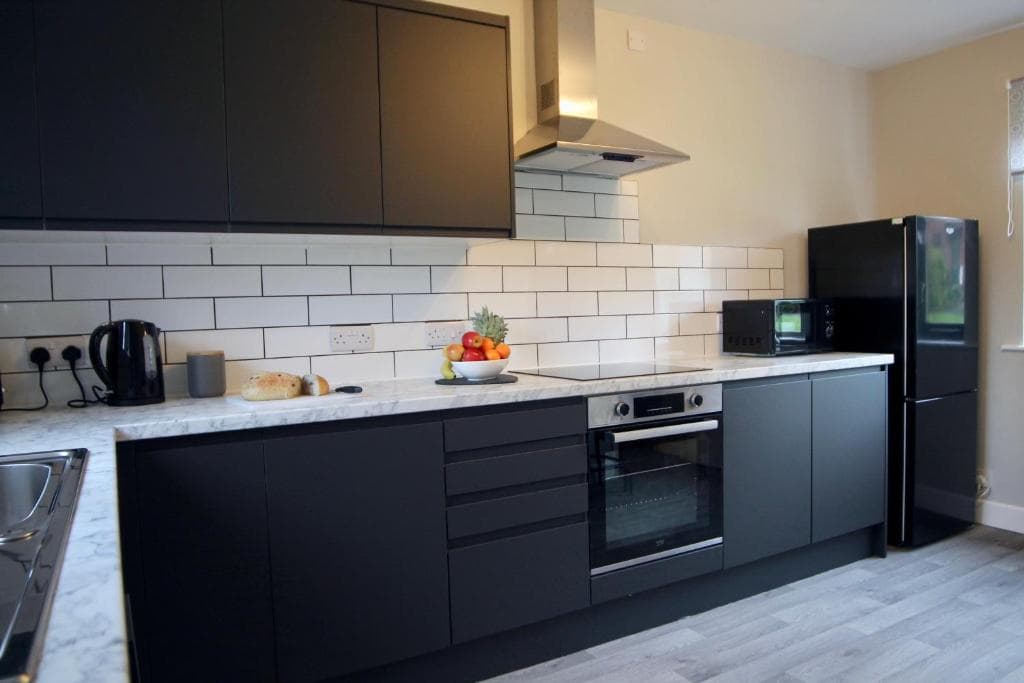 Hambleton Road East Image 1