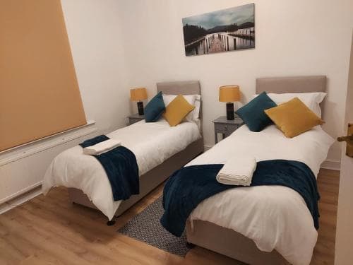 Hilltop Place Suites Flat Above 250 Image 1