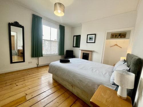 Great Town House - Central York Image 3