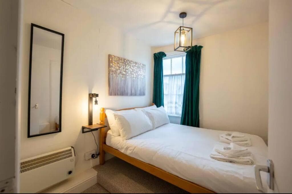 Sea side flat 3 with fast WiFi and free PARKING Image 1