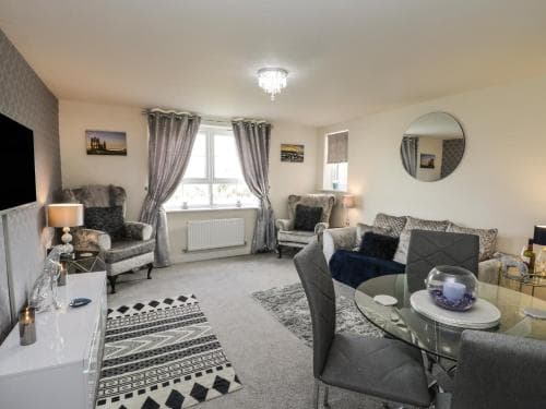 Woodside View Image 3