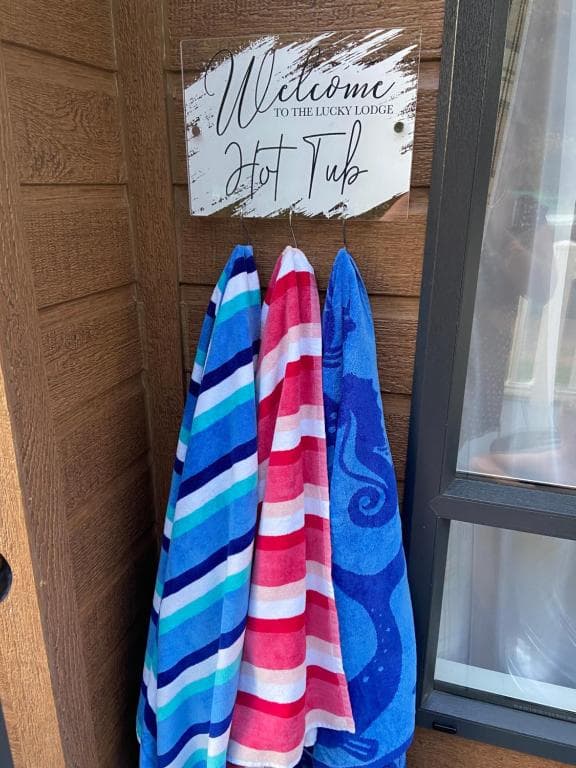 Lucky Lodge with Hot Tub Image 2