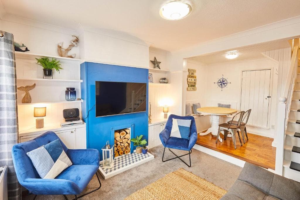 Host & Stay - Harbour Mist Cottage Image 3