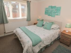 La Rochelle, Whitby Image 2