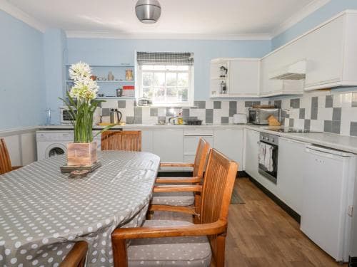 Bella's Cottage Image 3