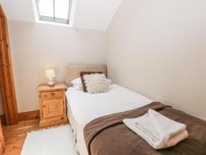 Granary Cottage, Scarborough Image 2