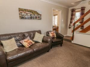 Smugglers Rock Cottage, Scarborough Image 1