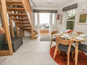 Sunrise, Filey Image 2