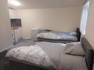 2-Beds Studio Located in Parkgate Rotherham Image 2