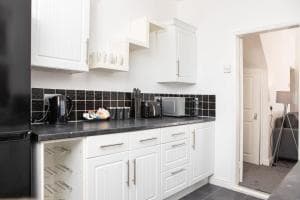 Willow House by Lavender Stays Image 2