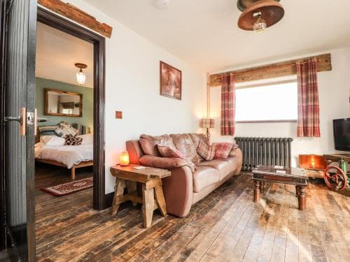 The Salt Pot Image 3