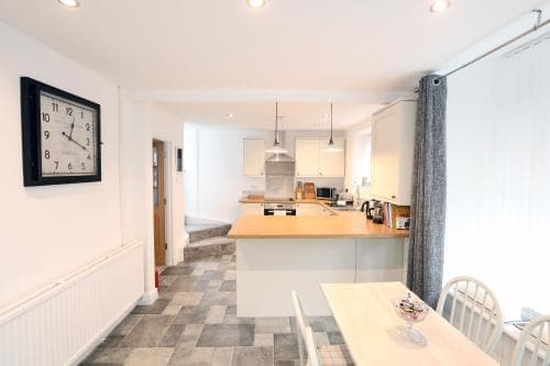 Willow Cottage Image 3