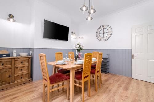 Hope Street - Wonderful 3bedroom House, Walking distance to Beach Image 2