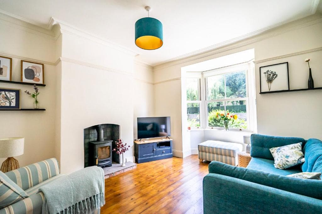 Northern Flowerhouse Image 1